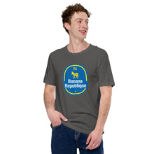 Load image into Gallery viewer, Banana Republique Men's t-shirt