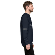 Load image into Gallery viewer, Savage Est 1982 Men's Sweatshirt